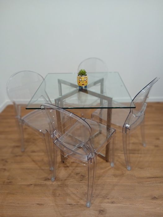 Mesa de vidro temperado e pes inox 80 x 80 x 1