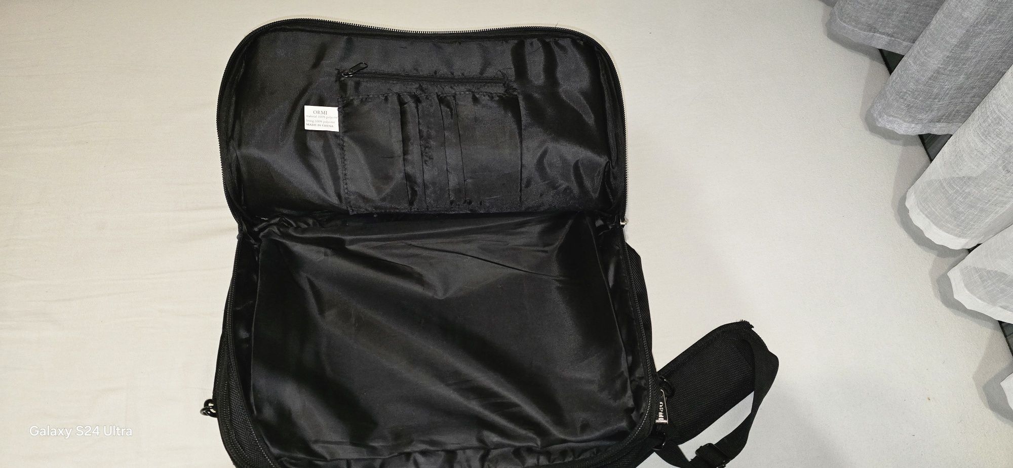 Torba na laptopa.