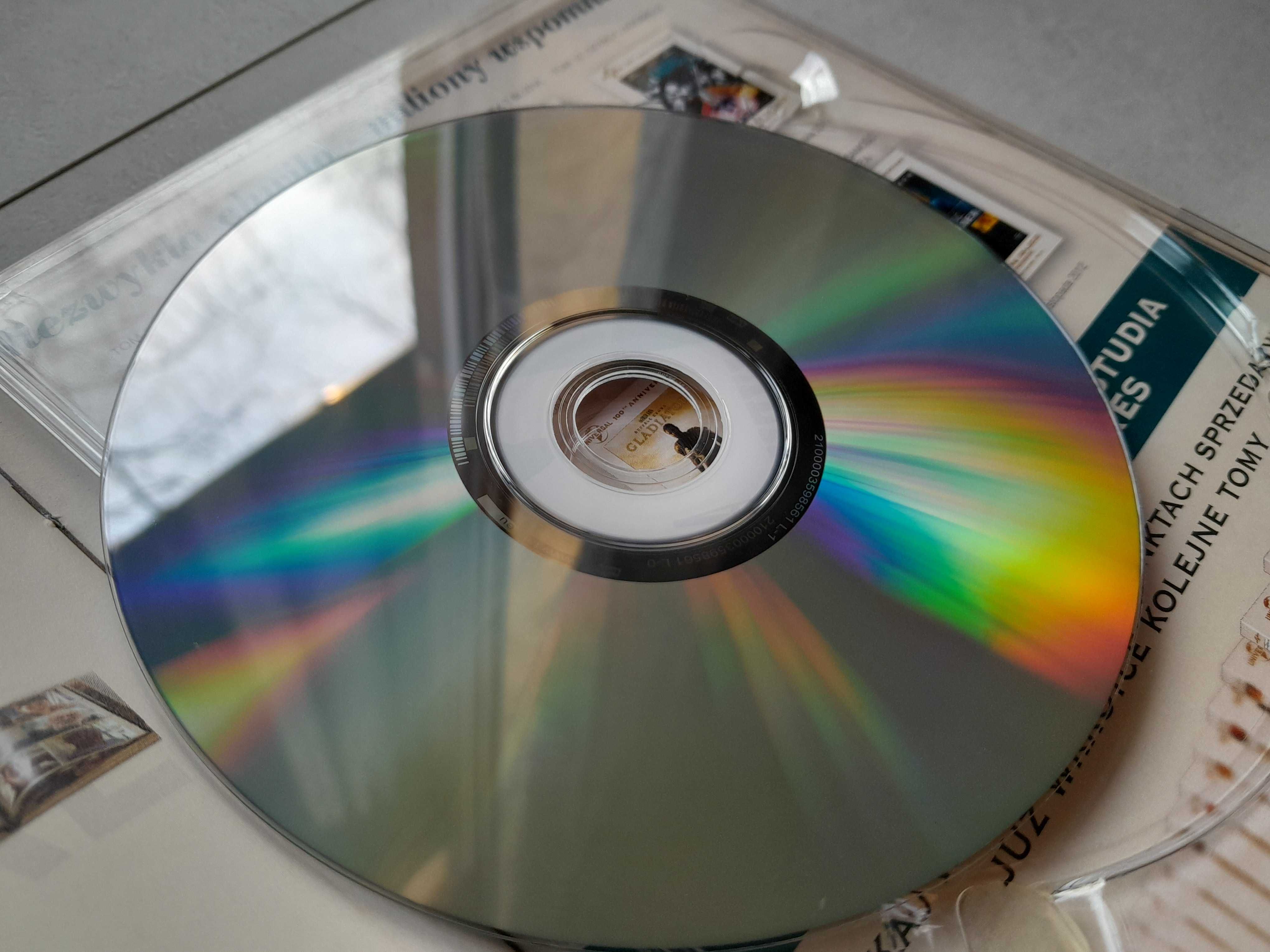 Film Człowiek z blizną Scarface Al Pacino płyta DVD z książką używana
