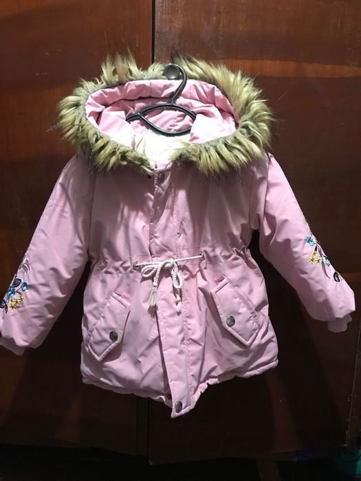 Парка зимова для дівчинки
