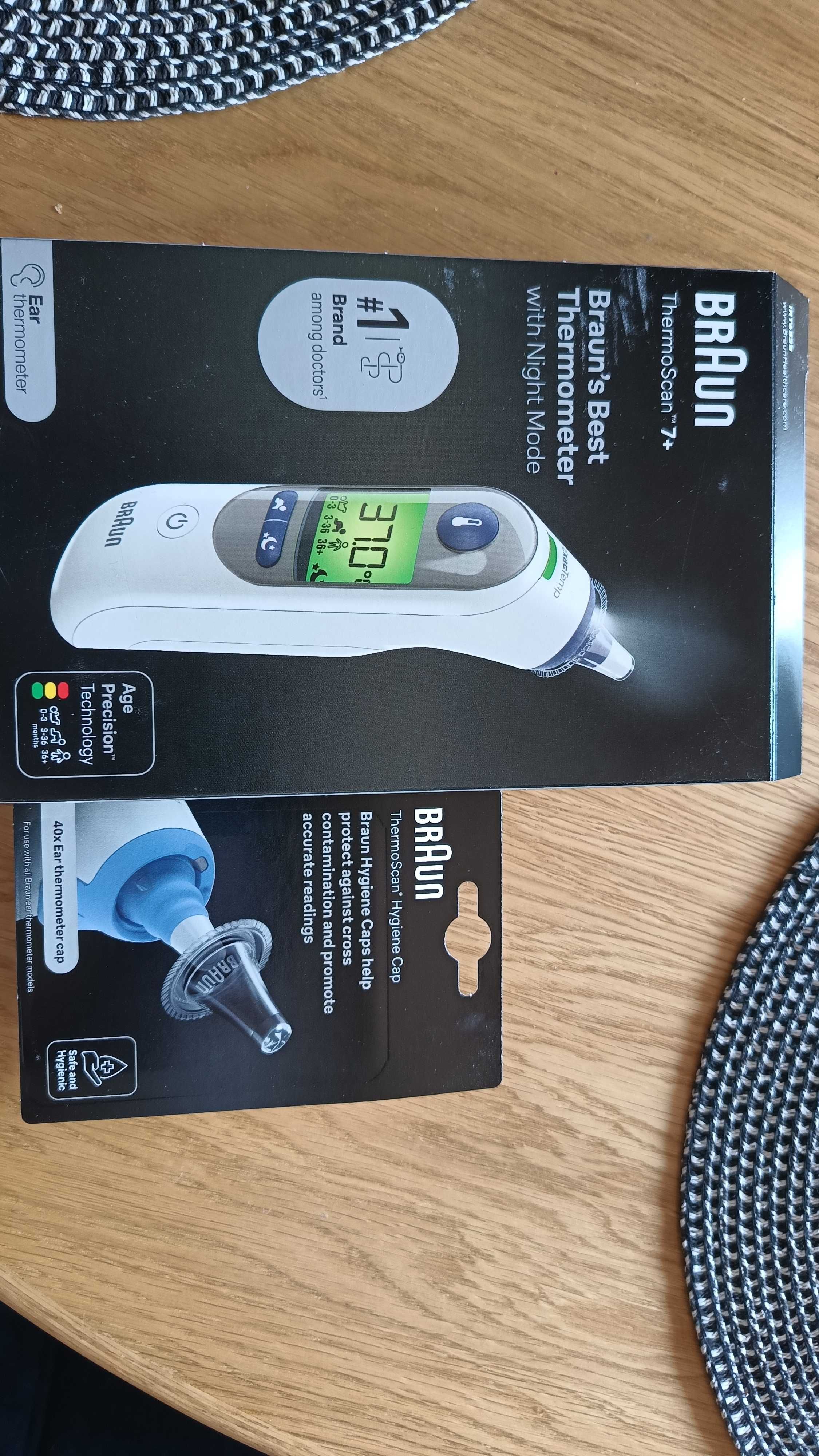 Termometr Braun ThermoScan 7+ z dodatkowymi kapturkami