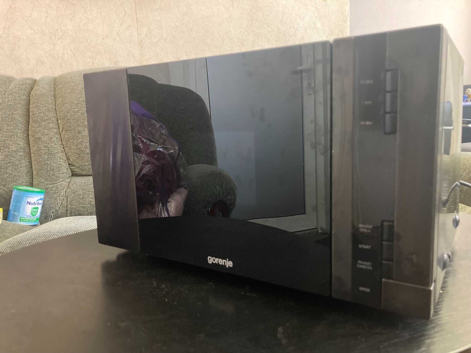 Мікрохвильова піч GORENJE GMO-20 DGB