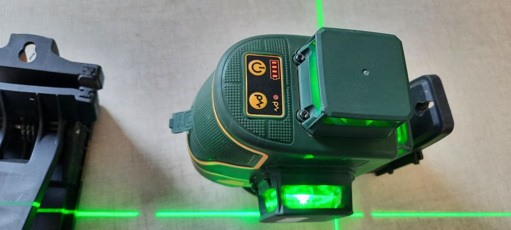 Laser POPOMAN MTM 350B a bateria  muito bom estado geral como novo
