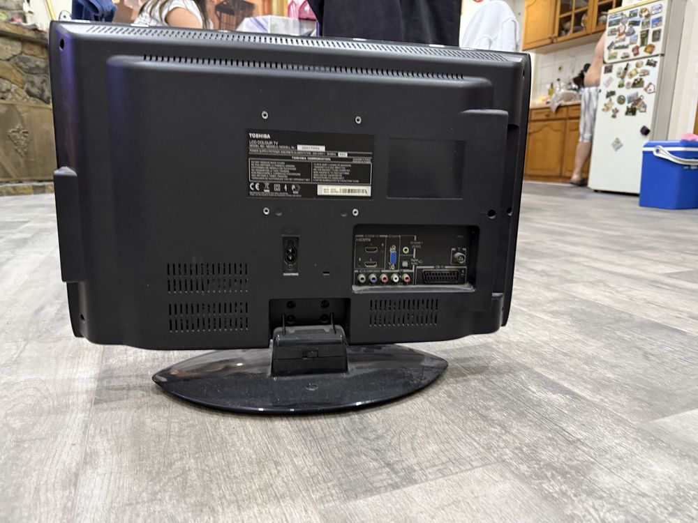 Tv toshiba bom estado