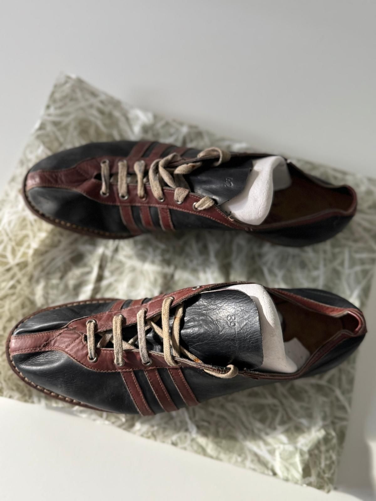 Unikatowe zabytkowe buty na bieżnie vintage