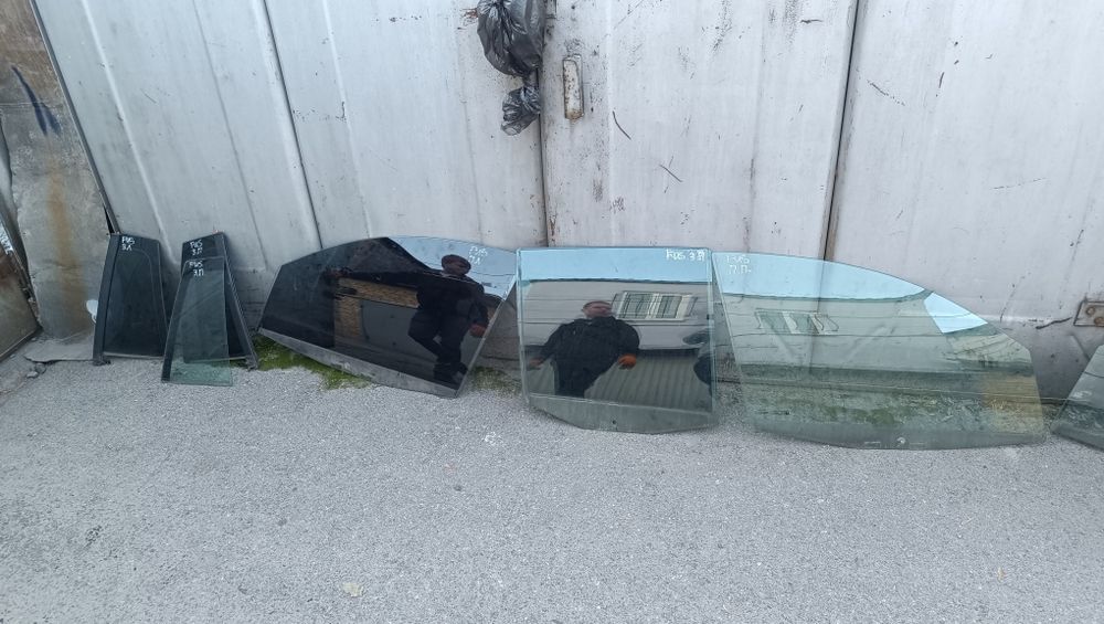 Дверне стікло ford fusion 2002-2012