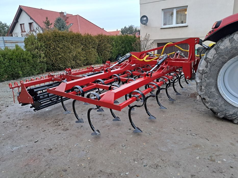 Agregat/kultywator uprawowo-ścierniskowy