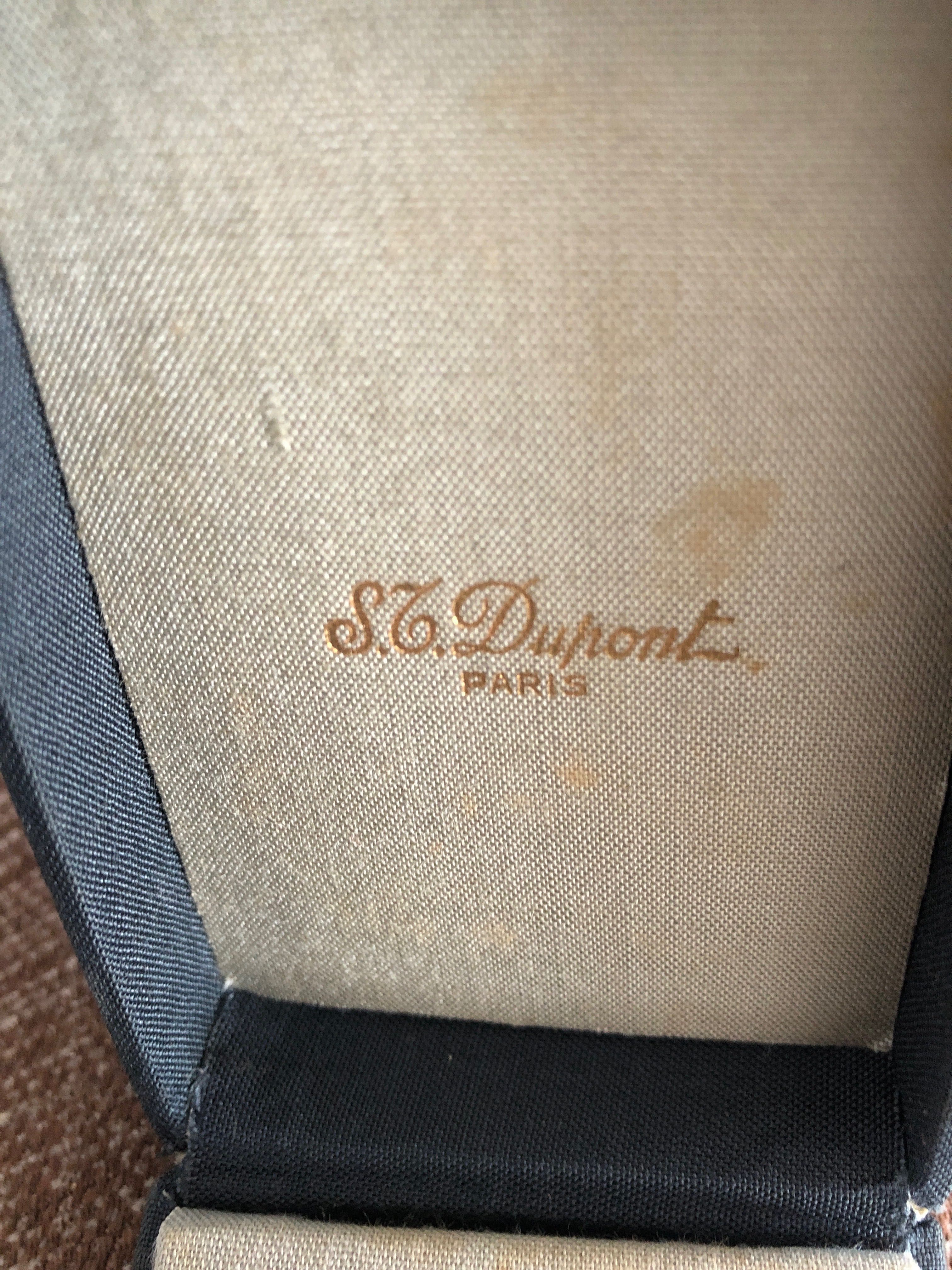 2 isqueiros Dupont