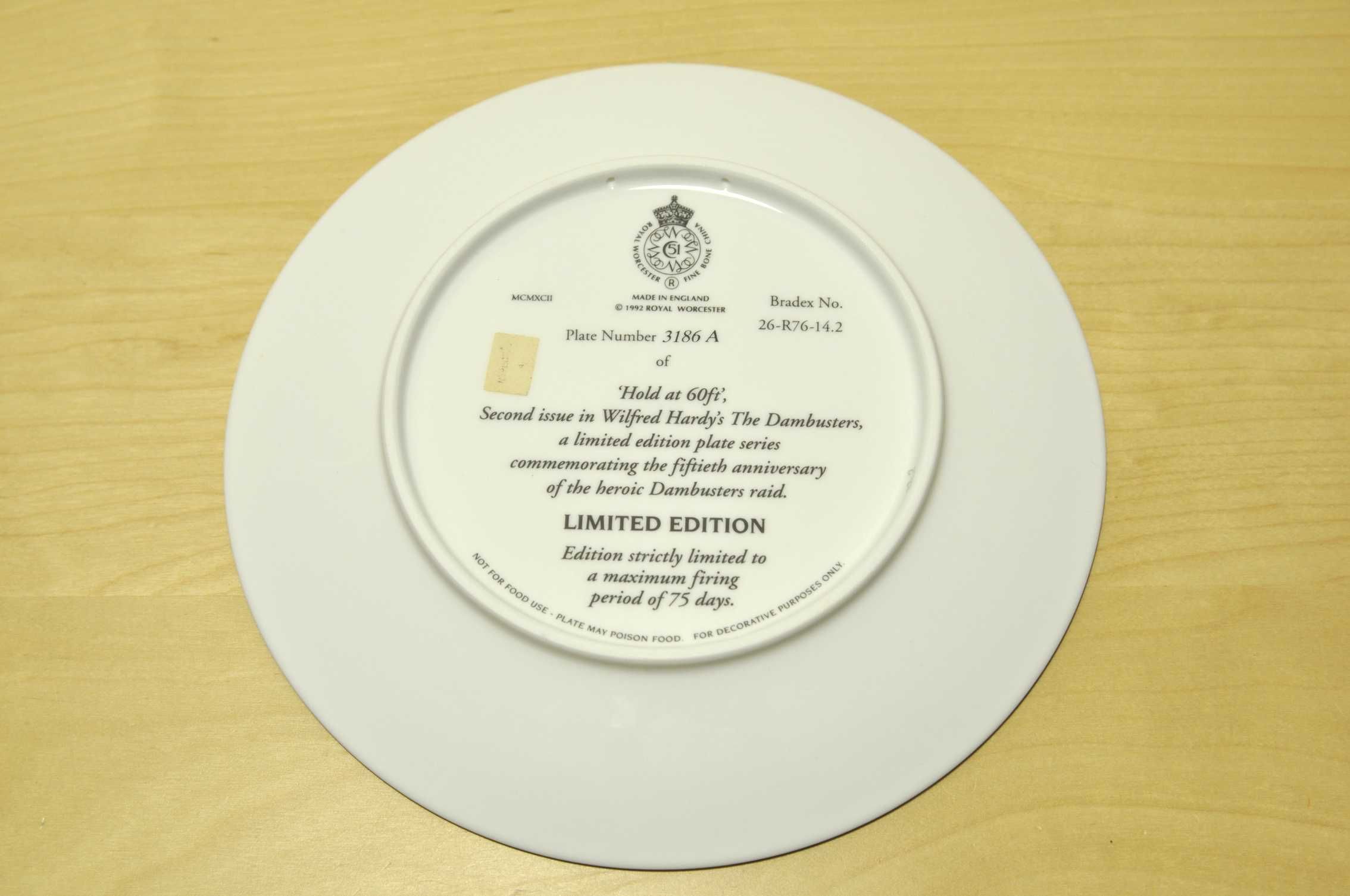 Royal Worcester talerz patera samolot bombowiec RAF Avro Lancaster