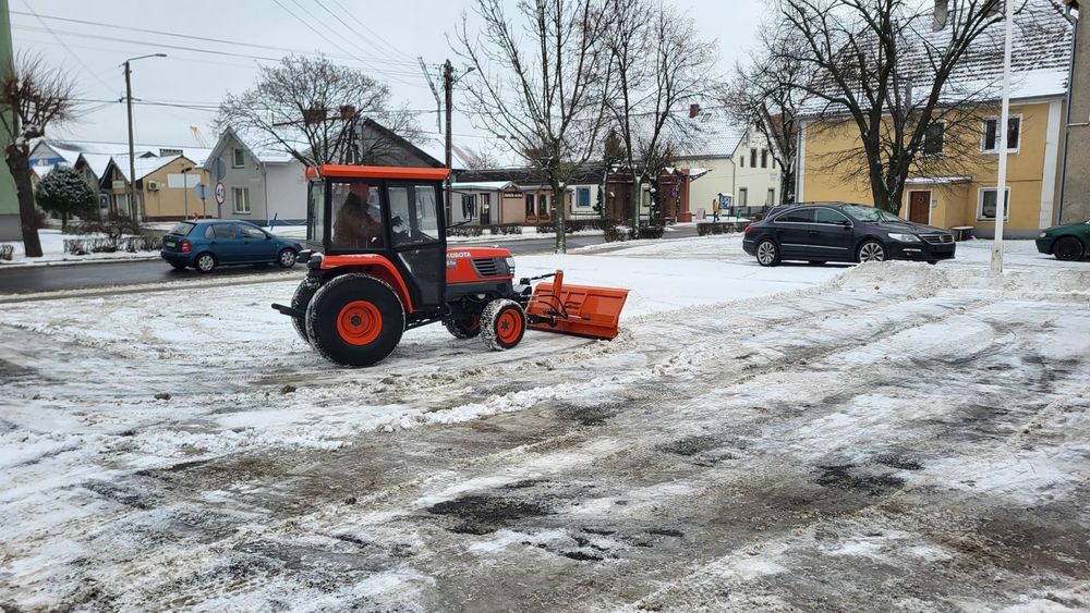 Sprzedam Traktor ogrodowy Kubota 30 km