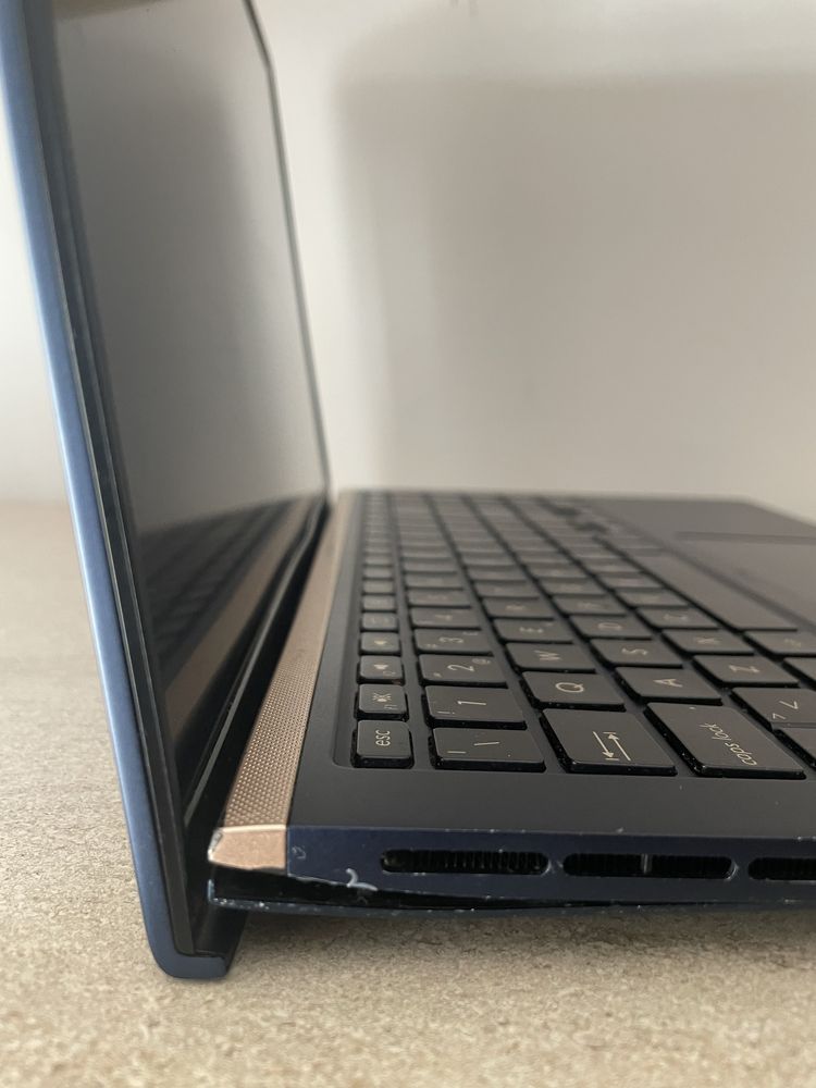Portatil Asus zenbook