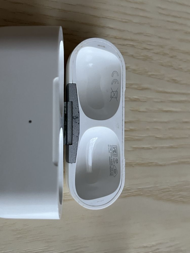 Навушники AirPods Pro