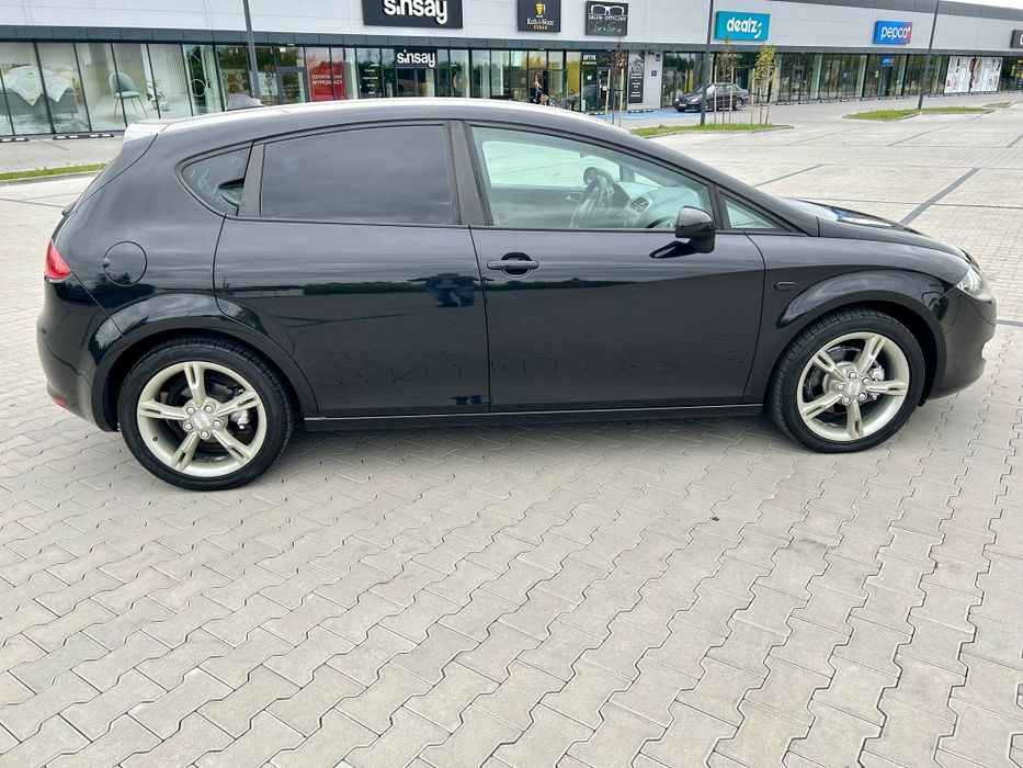 Seat Leon 1.6 b. super stan bez korozji .