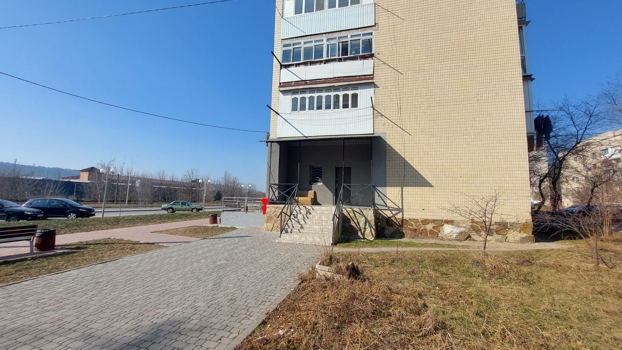Продам 2-кімнатну квартиру. Пр-т Незалежності,287.