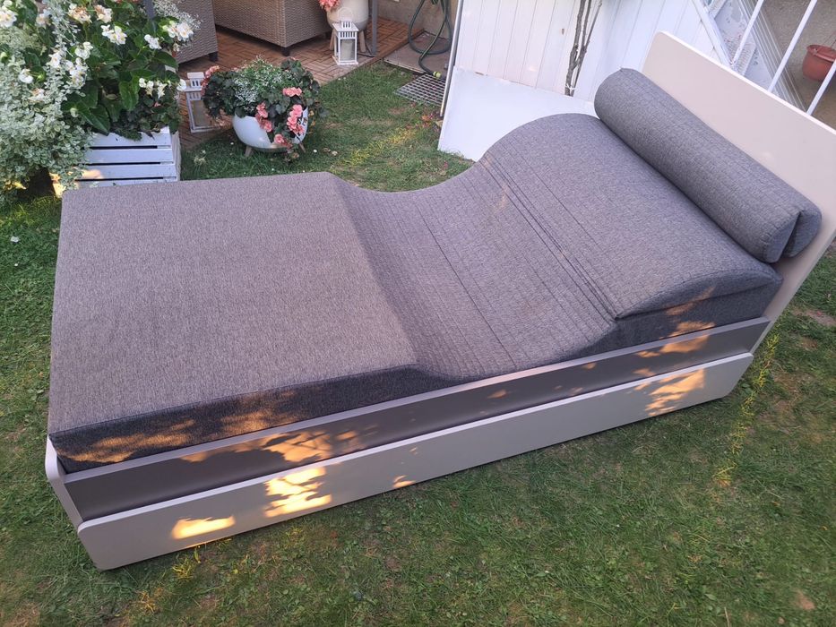 Łóżko VOX 90x200 + biurko 65x140 ZESTAW