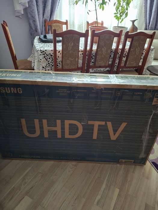 Продам Samsung 50” 7400 (4K Smart TV)