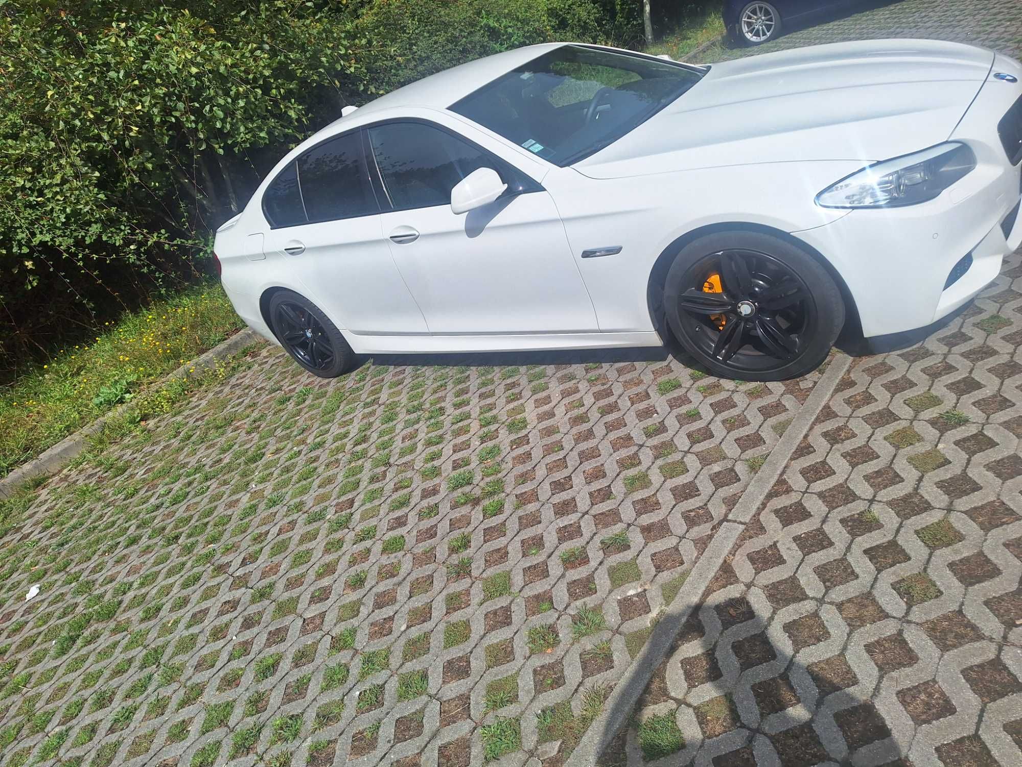 BMW 525 biturbo pack M