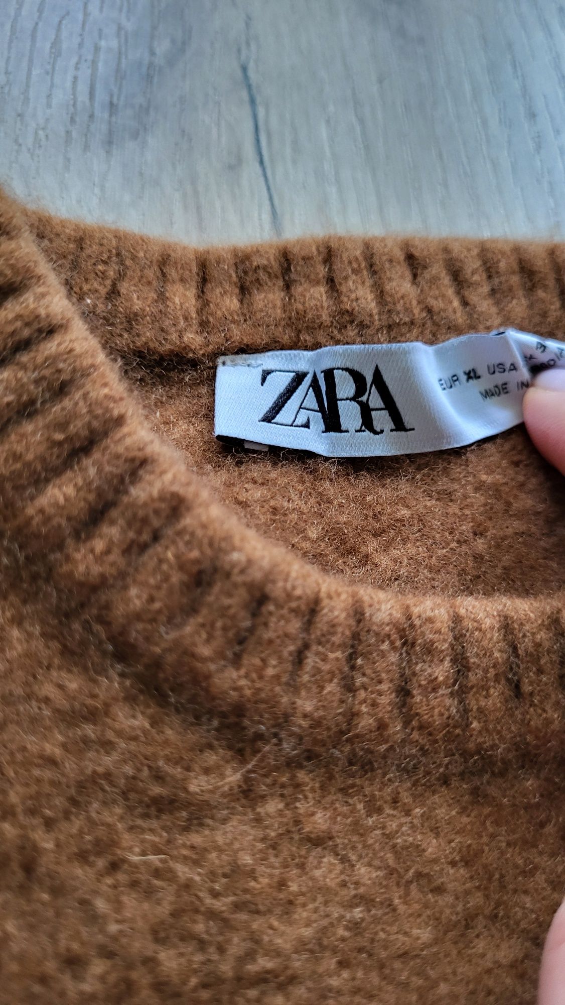 Sweter wełniany ZARA