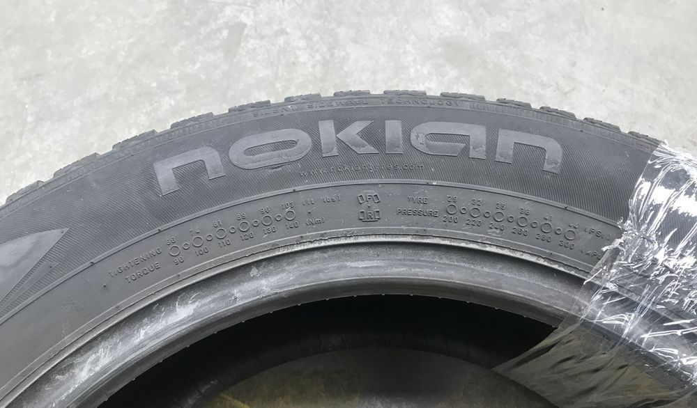 Opony używane zimowe 205/60R16 92H Nokian WR D4