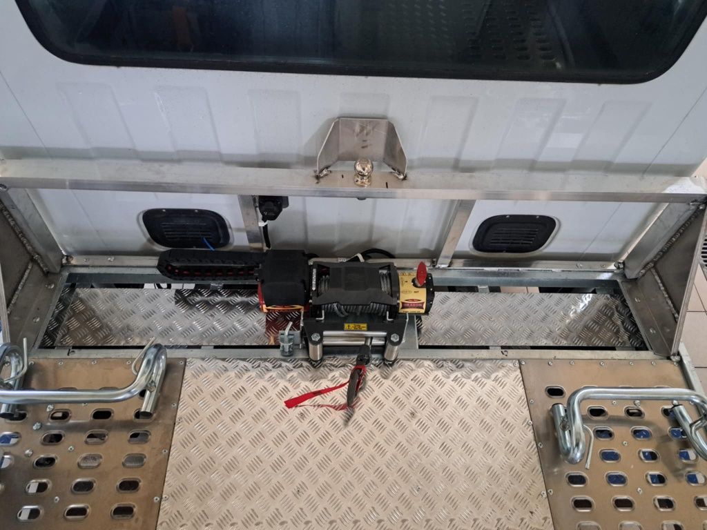 Wynajem auto-lawety