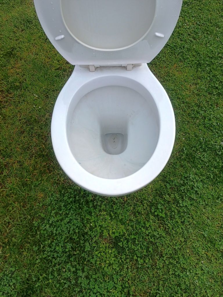WC kompakt narożnikowy