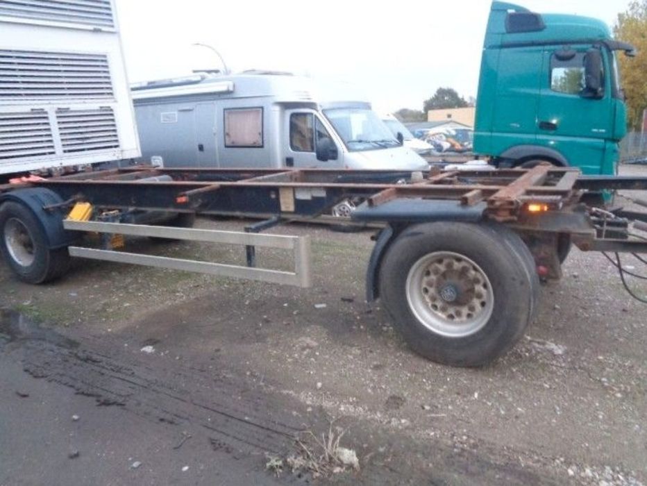 Przyczepa KRONE BDF 22,5 laweta rolnicza platforma rama podłoga