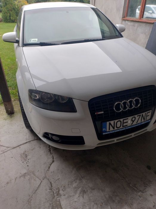 AUDI 3 8P 170KM 06R