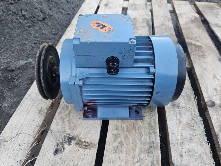 Silnik elektryczny 3kw 1430 obr/ min 400V