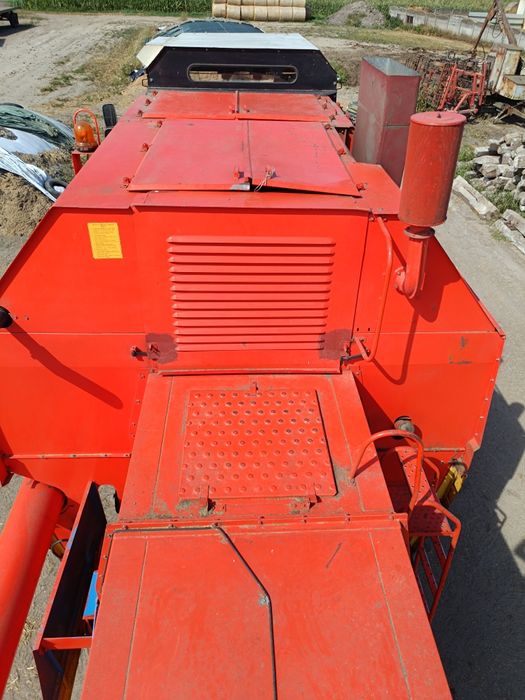 Kombajn zbożowy bizon rekord Z058