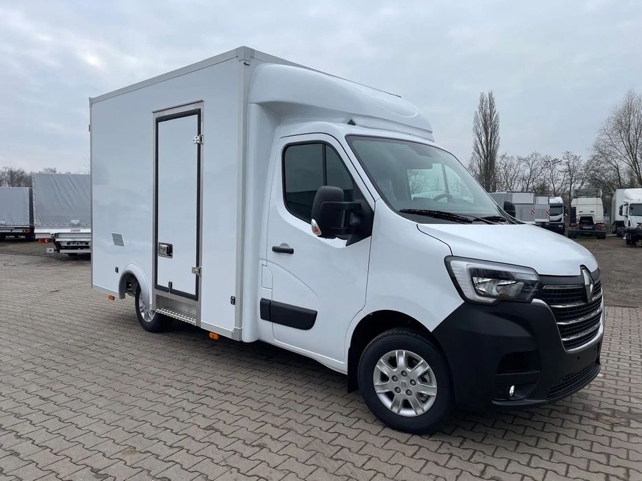 Renault Master  Renault Master z silnikiem 2,3 165KM, izoterma 5 europalet