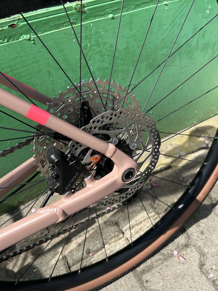 Gravel - Cube Nuroad EX - 1x12 - GRX 820 - Carbon