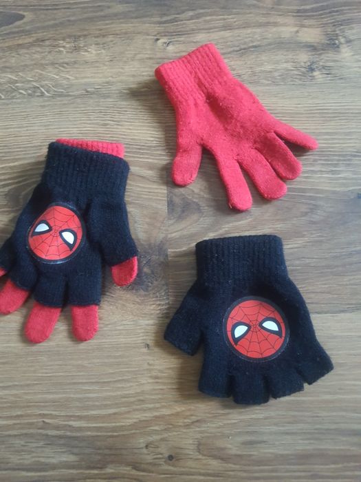 Podwójne rękawiczki Spider-Man