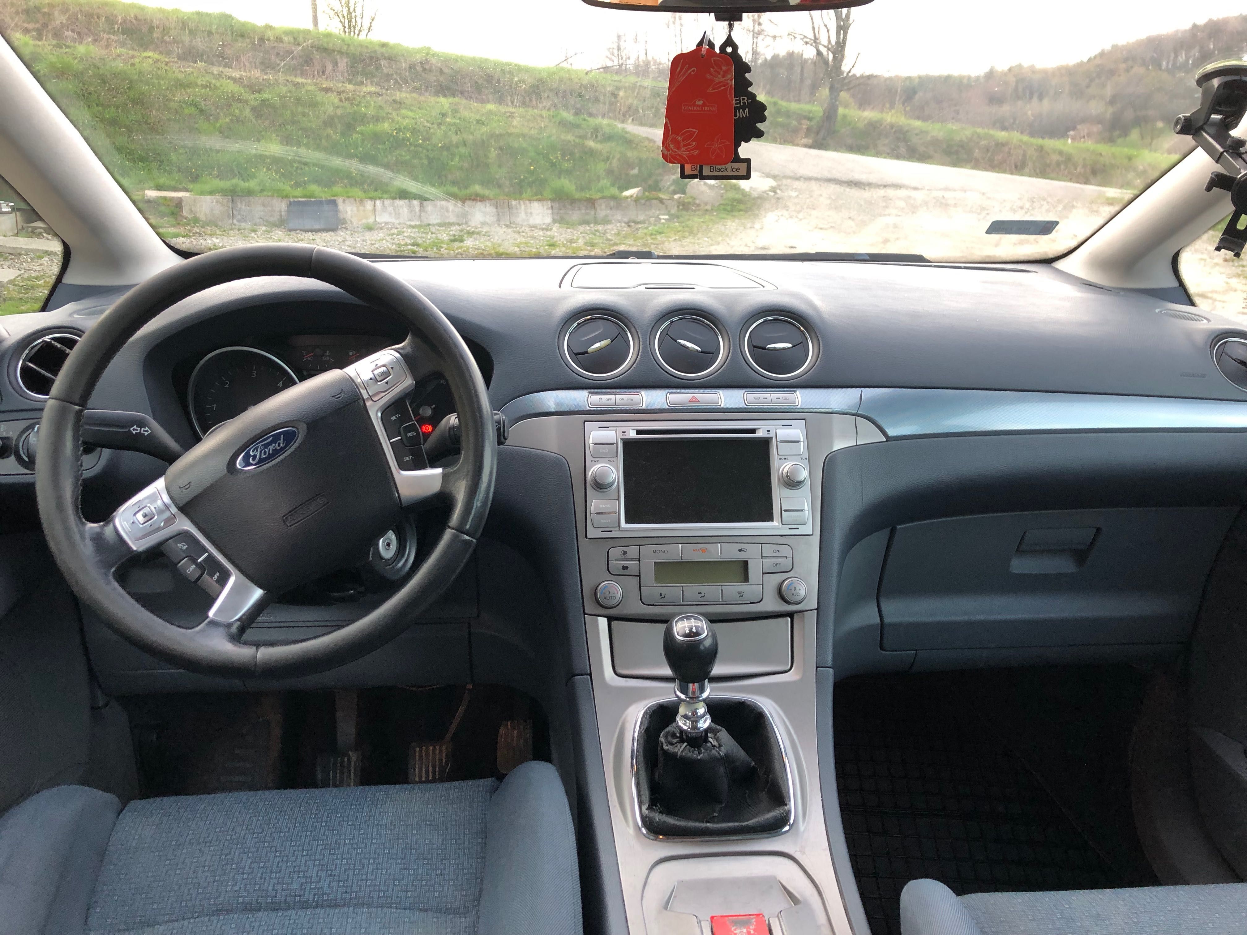 Ford S-Max 1.8 150km