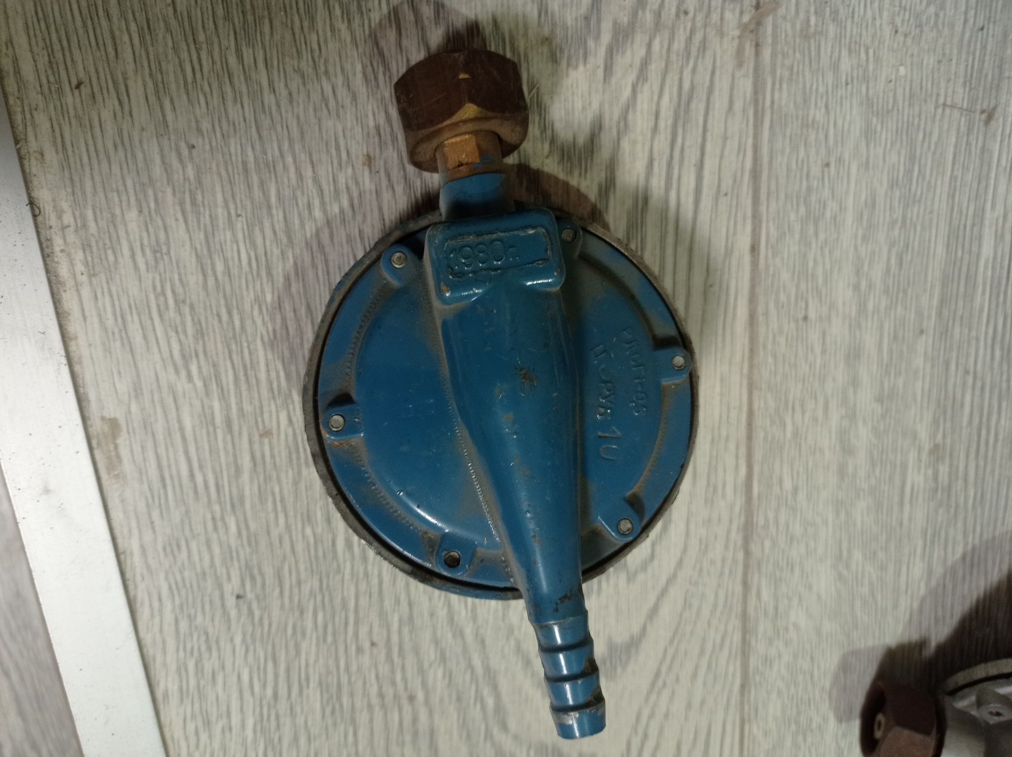 Продам газовые редукторы СССР