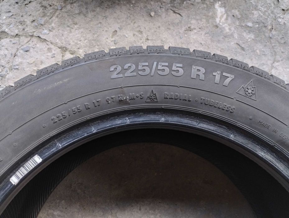 Opony zimowe Continental 225/55/17 TS 830P