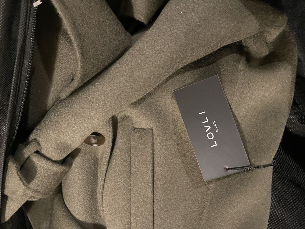 Lovli silk płaszcz wełna jedwab roz M nowy