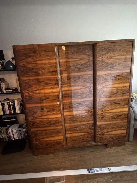 Szafa w stylu art- Deco