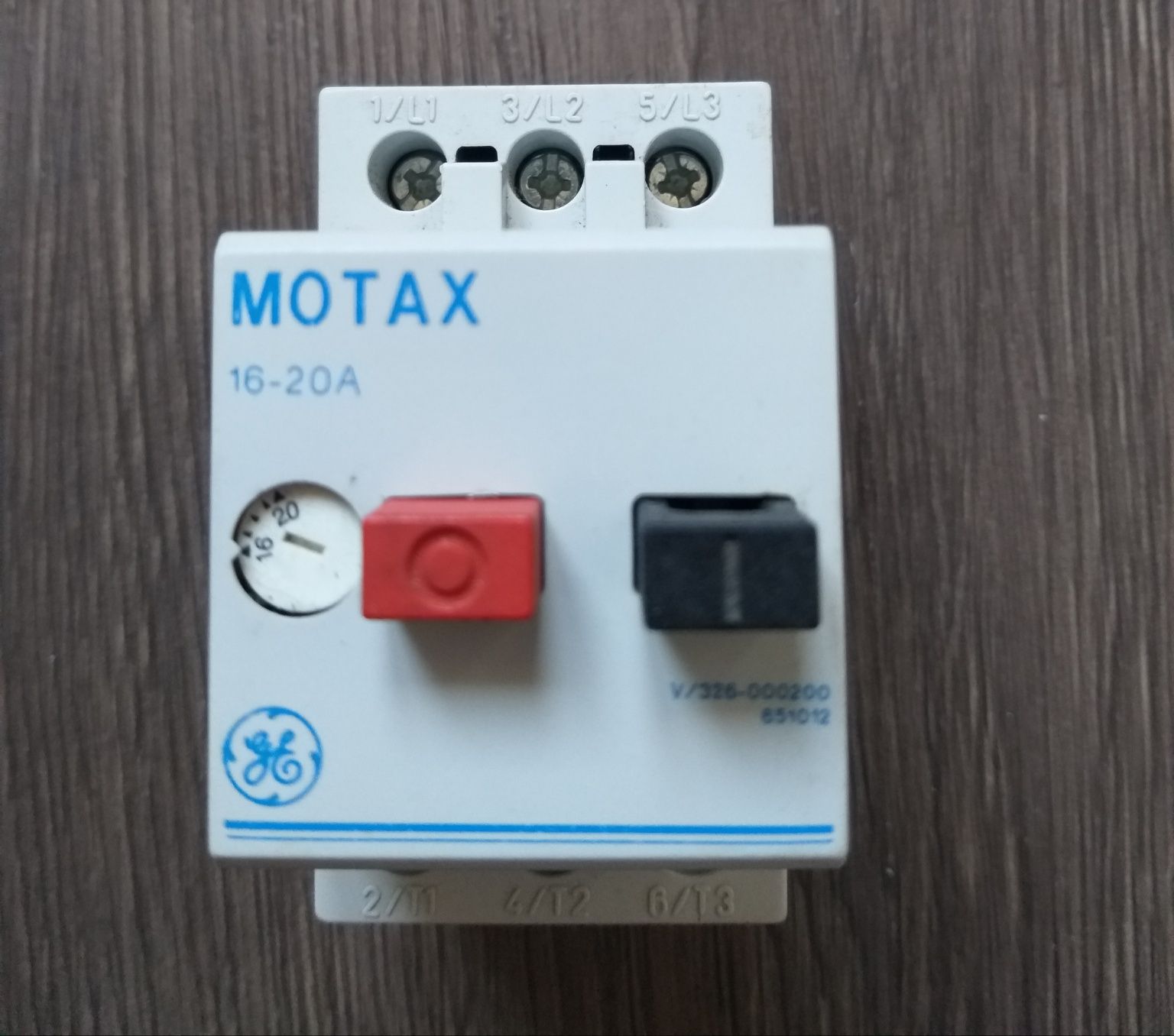 Автомат захисту електродвигуна. 16-20А. Motax.