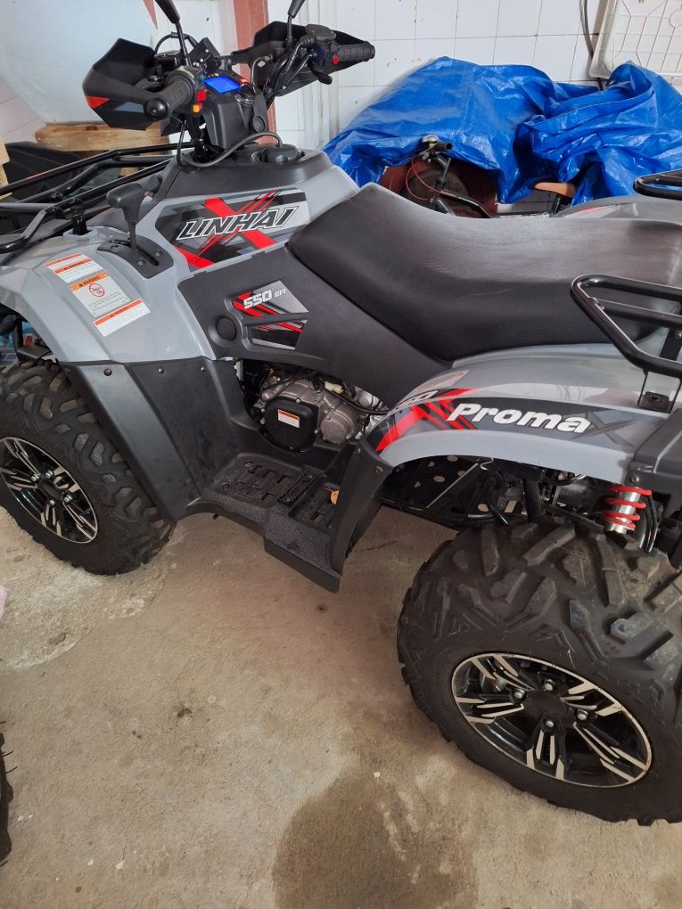 Vendo moto quatro semi nova preço fixo