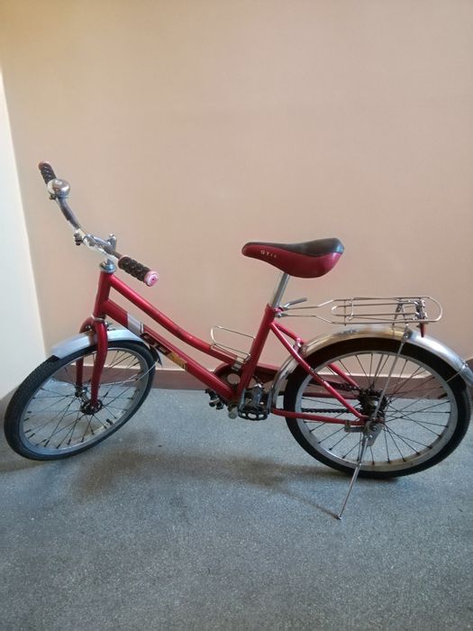 Rower dziecięcy.