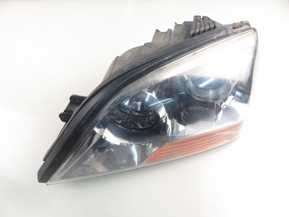 Lampa Lewa Przednia Kia Sorento I (jc)