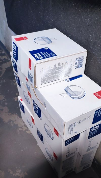 Podajnik Papieru, Pojemnik na papier Tork Mini Jumbo T2 Warszawa