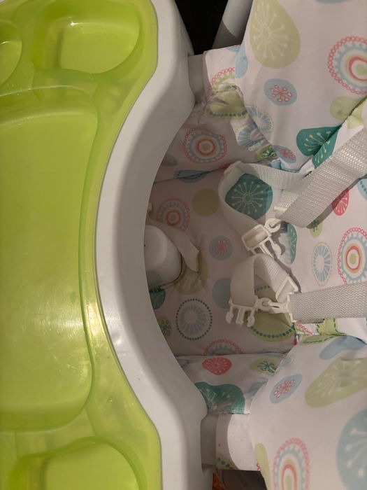 Cadeira de refeição de criança