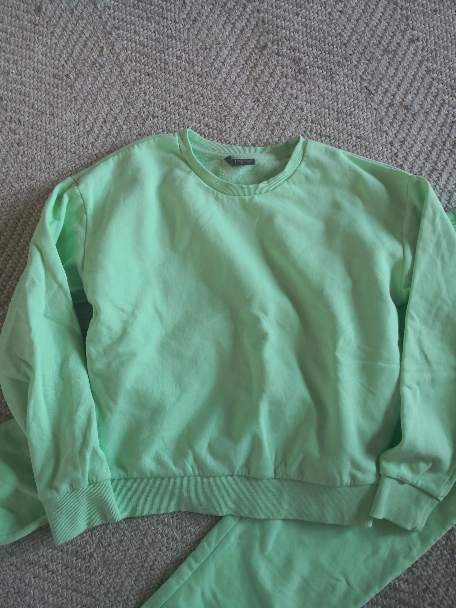 Dres dla dziecka rozm 140/146