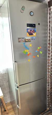 Двокамерний холодильник BOSCH KGN39XI326