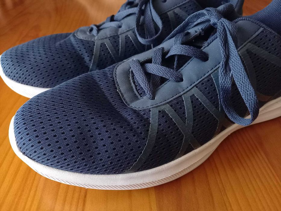 (COMO NOVOS) CRIVIT: Sapatilhas de Homem Azuis com Atacadores: Tam. 44