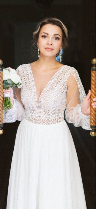 Весільна сукня S