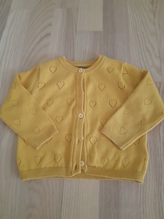 Musztardowy sweterek 74