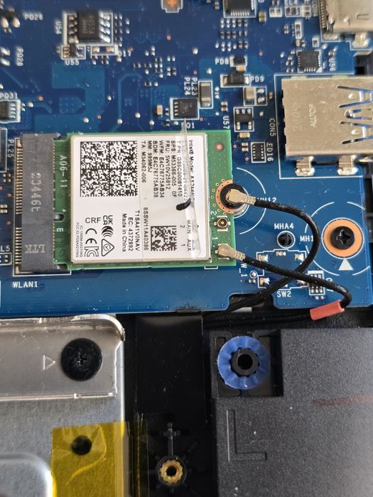 RAM DDR 5 SODIMM 32GB (2x16GB) e Intel WiFi 6