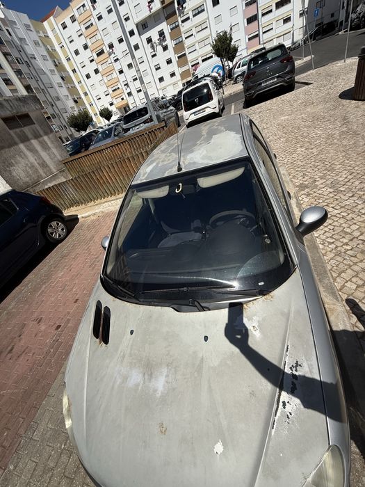 Peugeot 206 sem problemas 150mil km